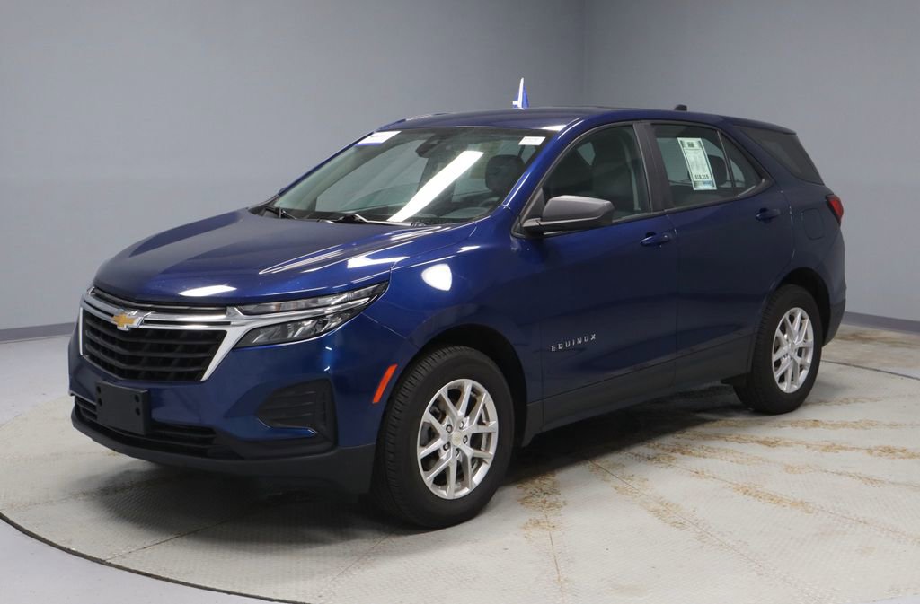 Used 2022 Chevrolet Equinox LS image 5