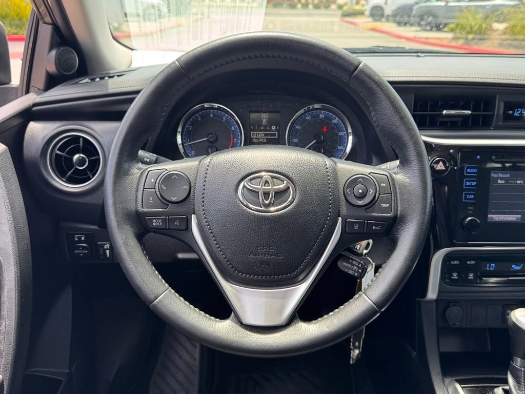 Used 2019 Toyota Corolla SE FWD image 15