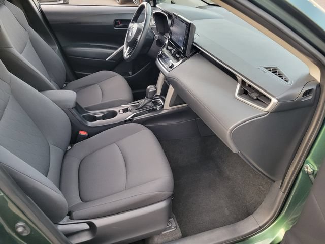 Used 2022 Toyota Corolla Cross LE FWD image 17