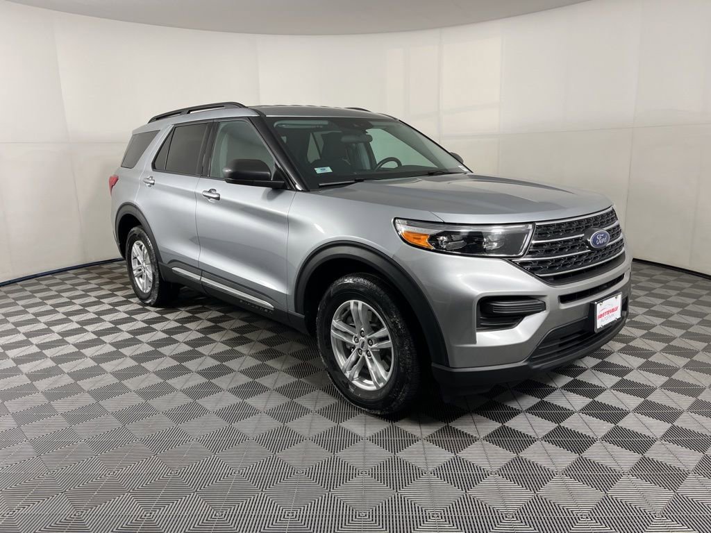 Used 2023 Ford Explorer XLT image 17