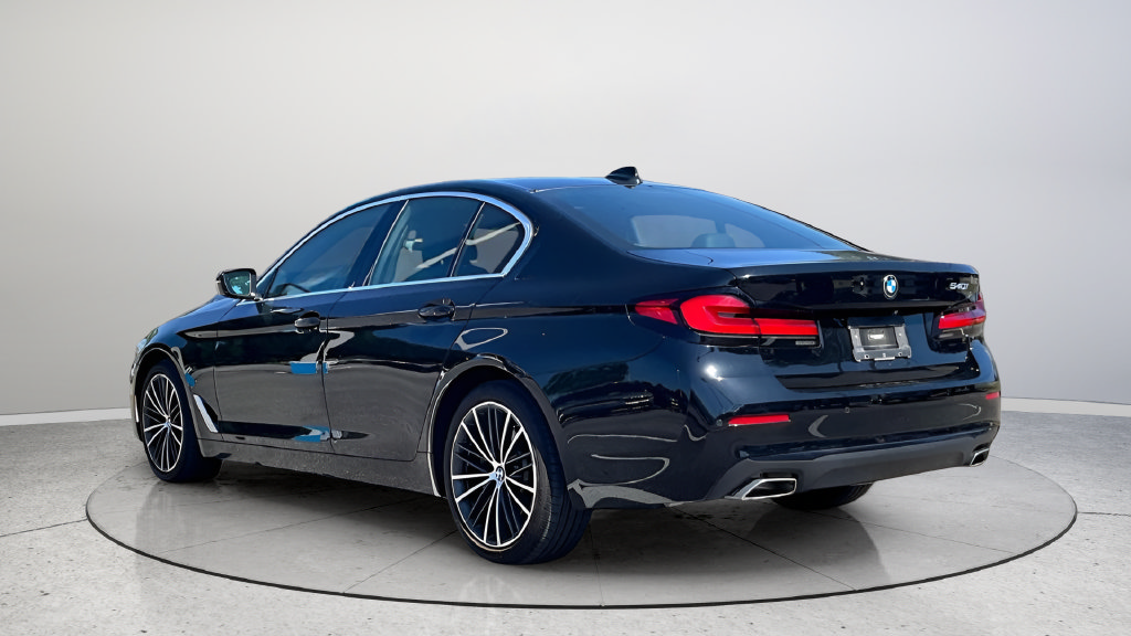 Used 2023 BMW 540i w/ Convenience Package RWD image 6