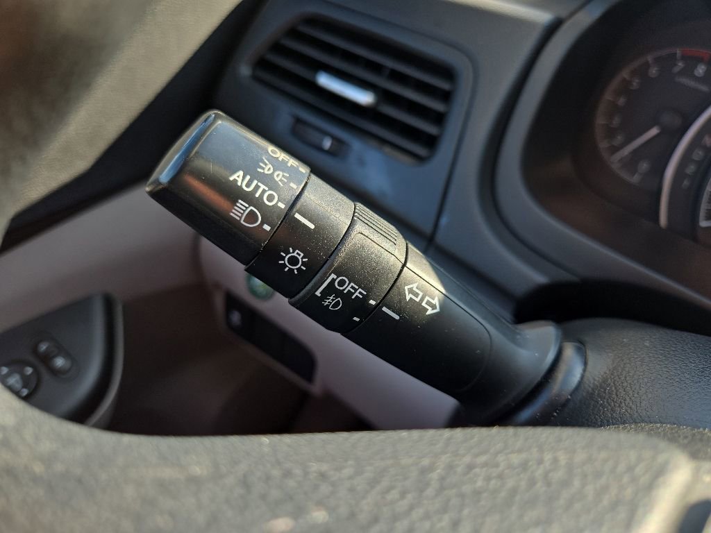 Used 2013 Honda CR-V EX image 41