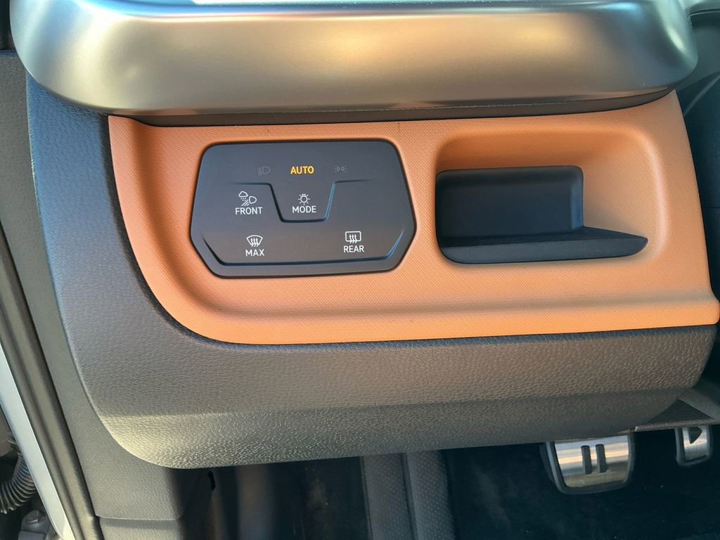 New 2025 Volkswagen ID. Buzz Pro S image 22