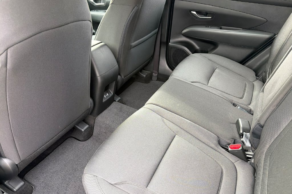 New 2026 Hyundai Tucson SE AWD/4WD image 9