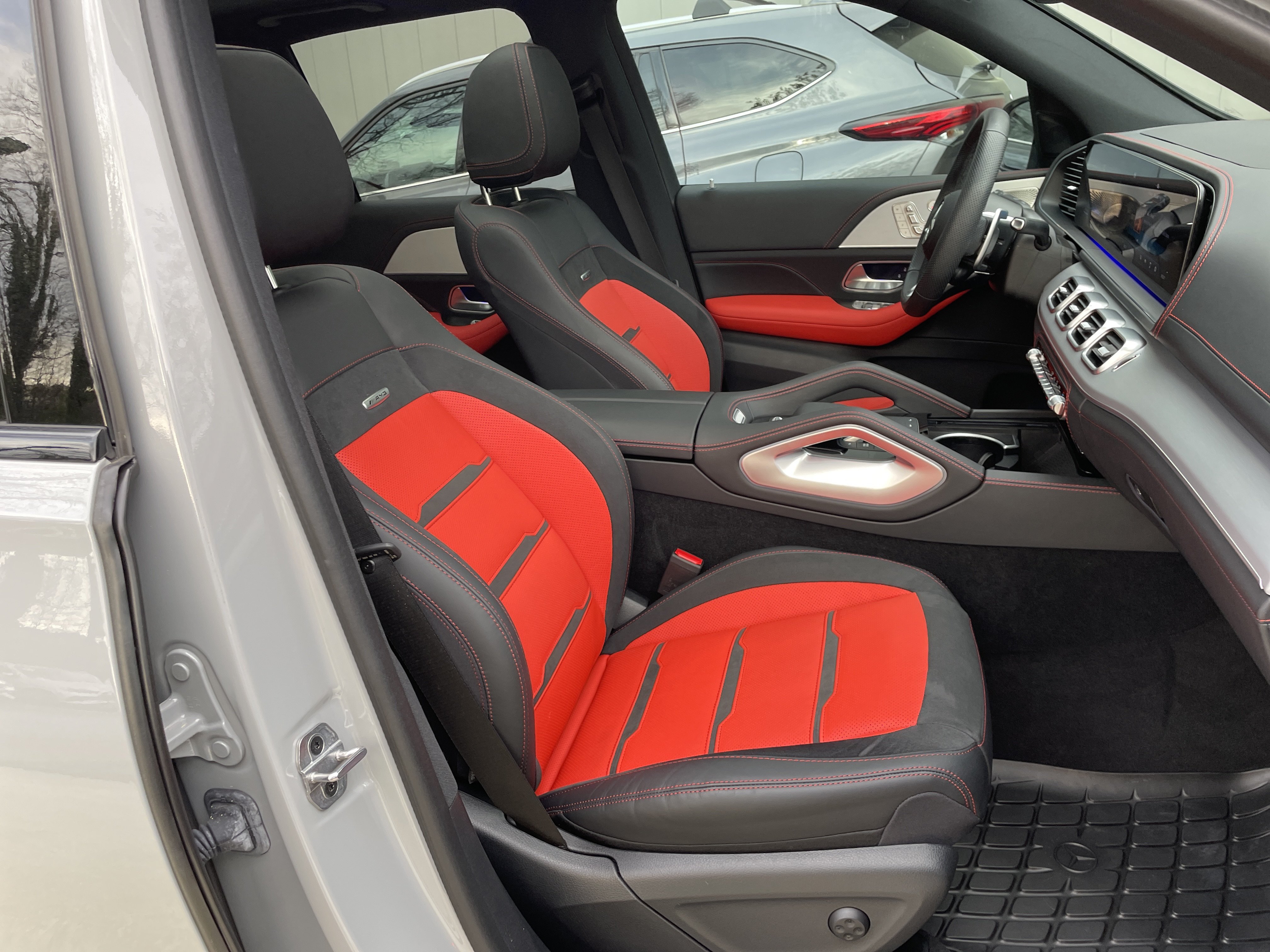 Used 2024 Mercedes-Benz GLE 53 AMG 4MATIC image 50