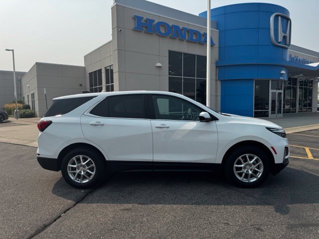 Used 2023 Chevrolet Equinox LT AWD/4WD image 4