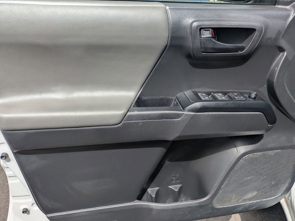 Used 2023 Toyota Tacoma SR image 10