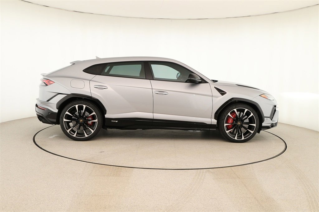 Used 2024 Lamborghini Urus S image 8