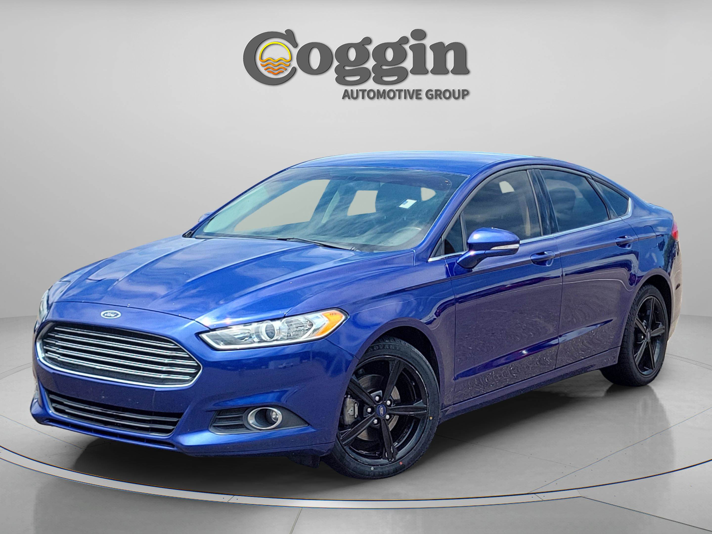 Used 2016 Ford Fusion SE FWD image 1