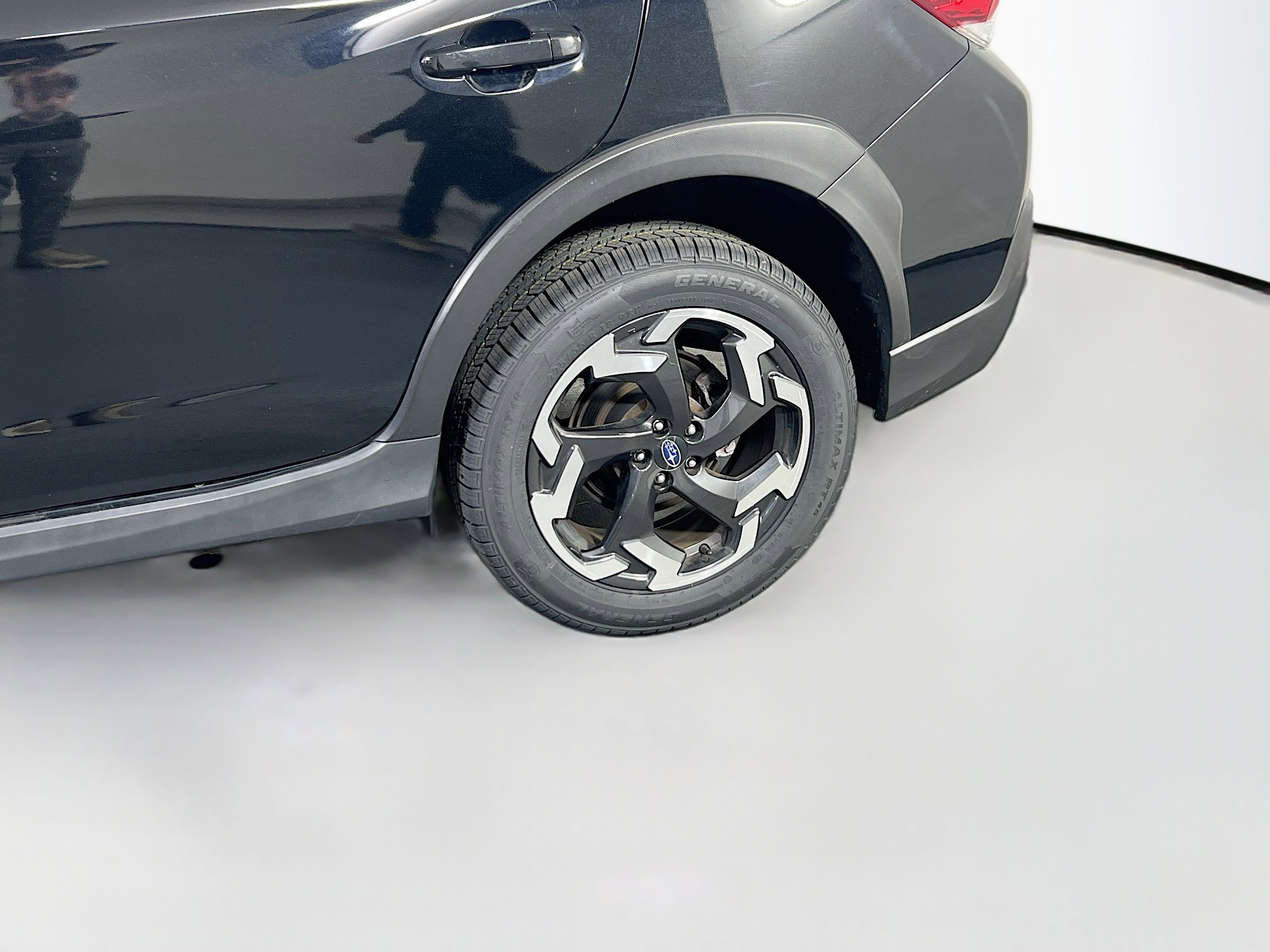 Used 2022 Subaru Crosstrek 2.5i Limited w/ Moonroof Package 2 image 31