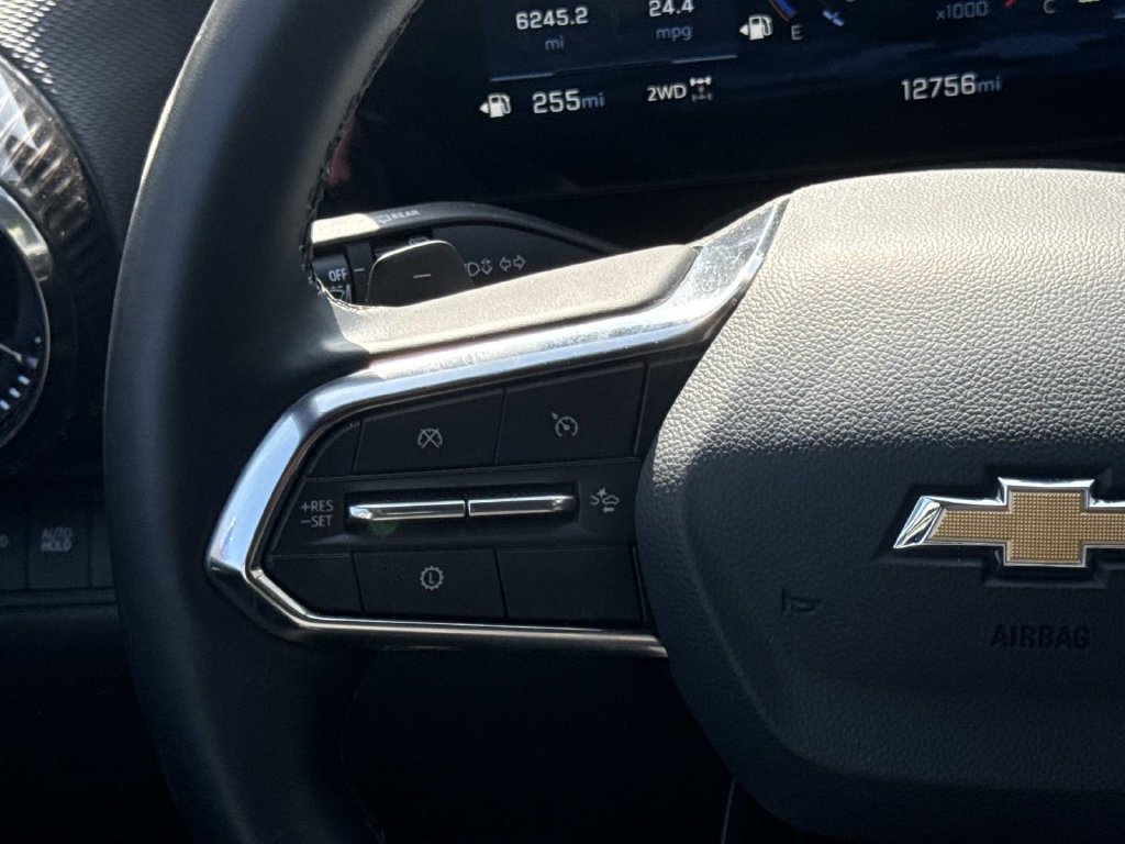 Used 2026 Chevrolet Equinox LT AWD/4WD image 10