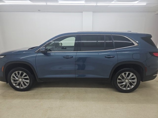 Used 2025 Buick Enclave Preferred image 19
