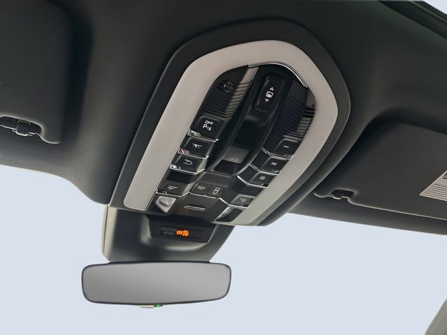 Used 2024 Porsche Macan GTS image 31