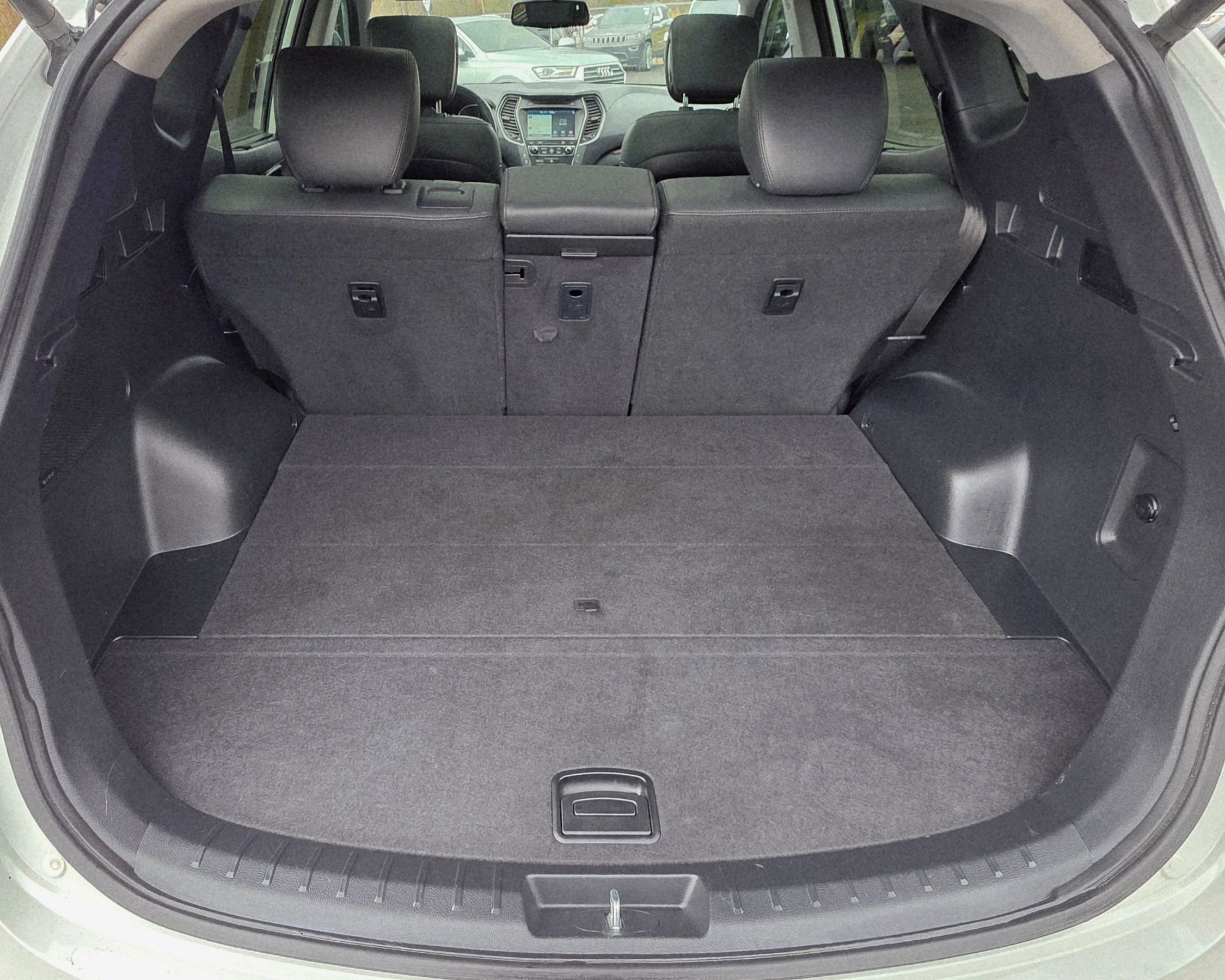 Used 2018 Hyundai Santa Fe Sport image 11