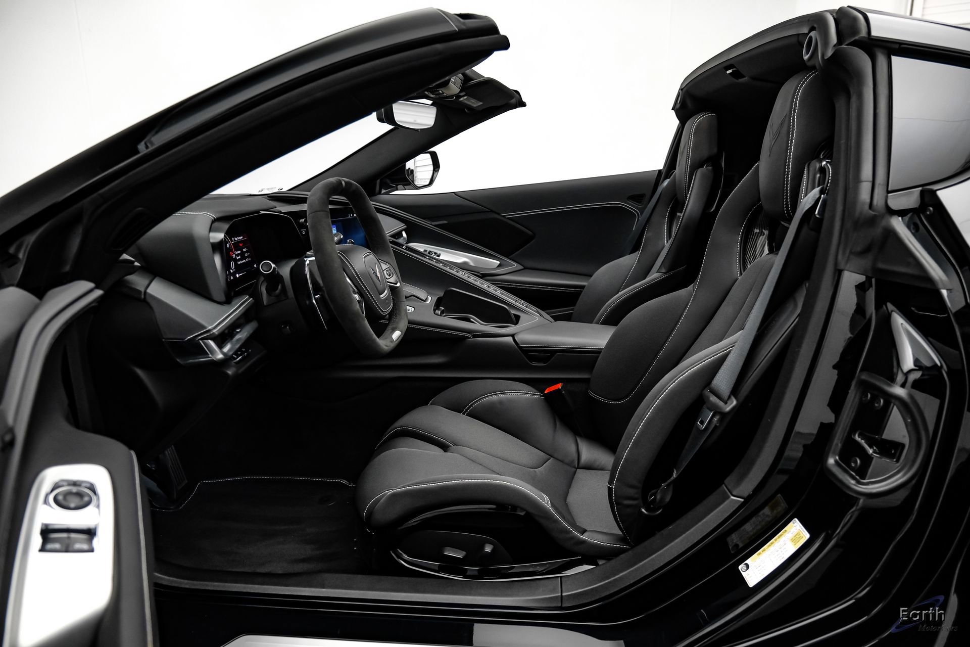 Used 2025 Chevrolet Corvette Z06 RWD image 45