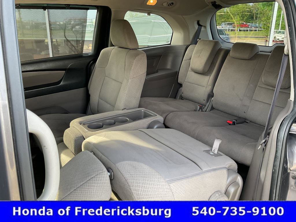 Used 2016 Honda Odyssey SE image 30