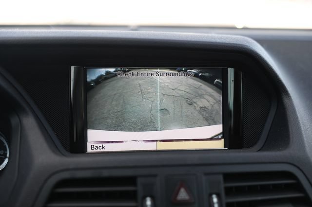 Used 2011 Mercedes-Benz E 550 Cabriolet w/ Premium 2 Pkg image 39