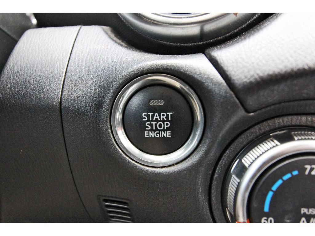 Used 2019 MAZDA MX-5 Miata RF Grand Touring RWD image 25
