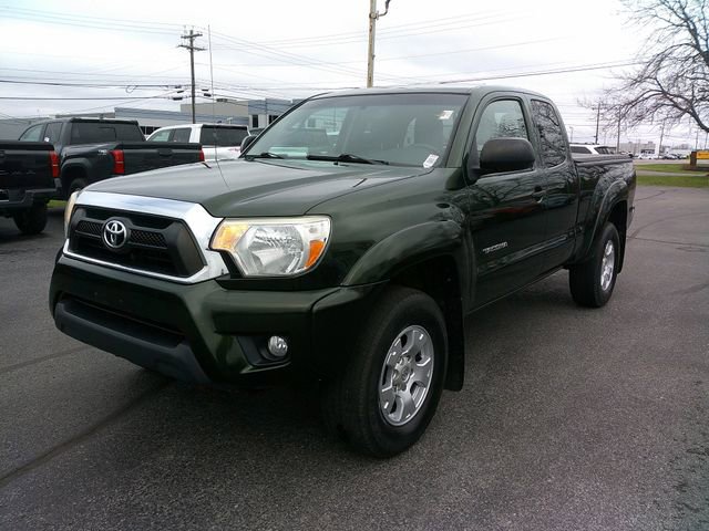 Used 2012 Toyota Tacoma 4x4 Access Cab V6 w/ SR5 Pkg image 7