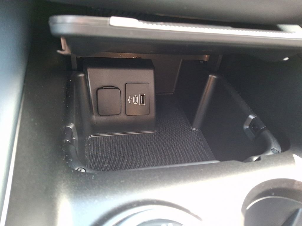 Used 2025 Ford Explorer ST image 26