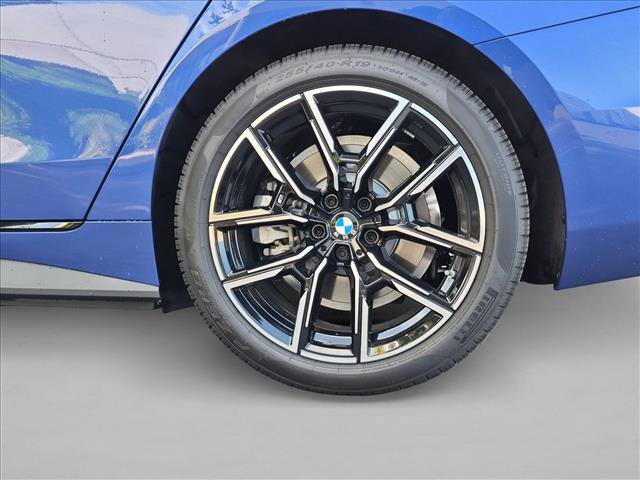 New 2026 BMW i4 eDrive40 w/ M Sport Package RWD image 8
