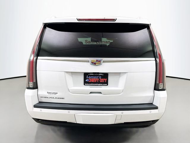 Used 2020 Cadillac Escalade Platinum image 9