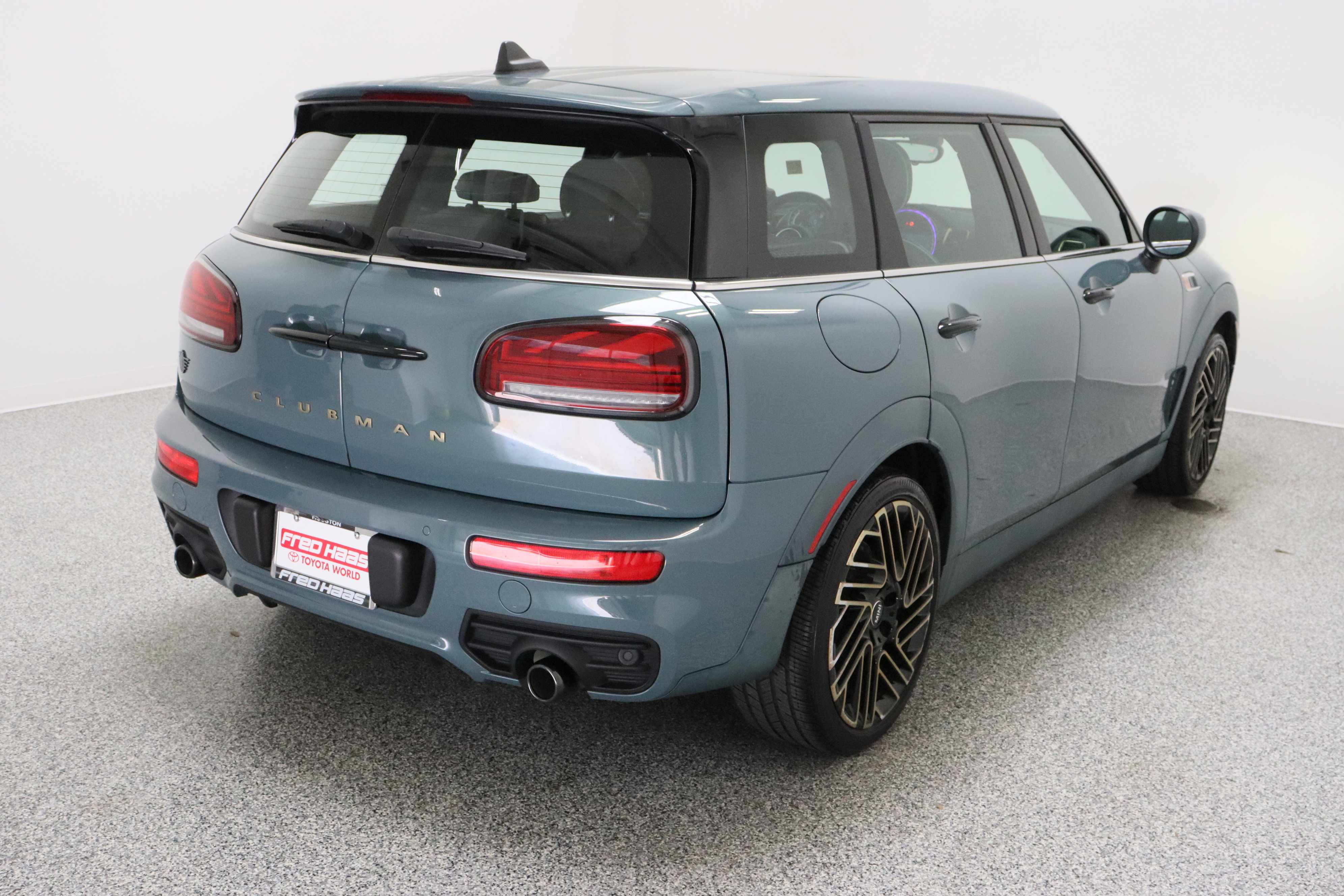 Used 2023 MINI Cooper Clubman S w/ MINI Untold Edition FWD image 7