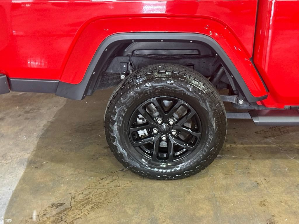 Used 2022 Jeep Gladiator Sport AWD/4WD image 5