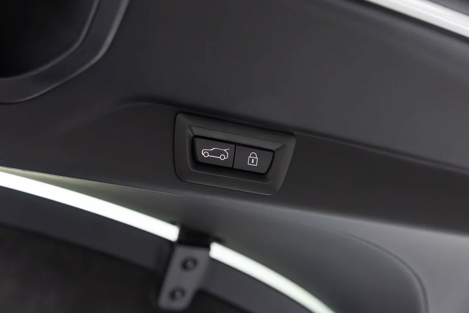 Used 2021 Rolls-Royce Cullinan AWD/4WD image 46