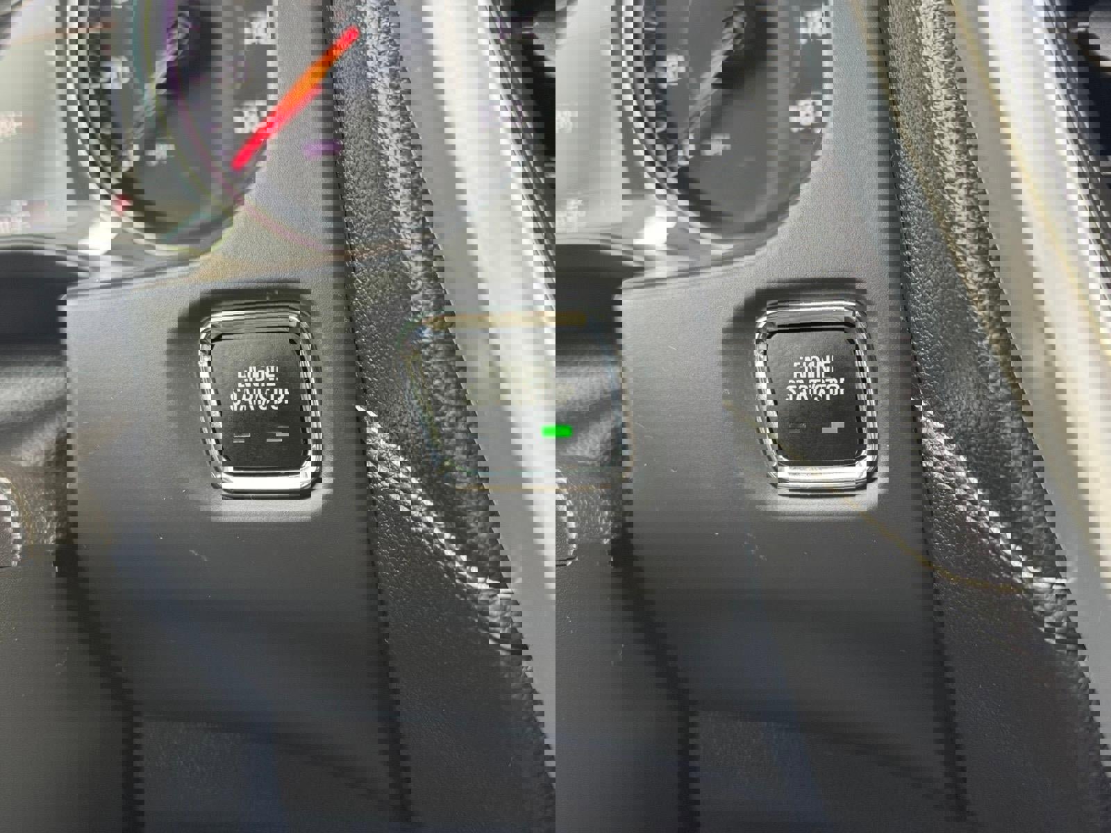 Used 2023 GMC Acadia SLT w/ Elevation Edition image 13