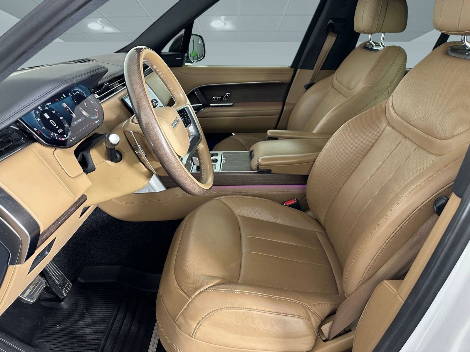 Certified 2023 Land Rover Range Rover SE image 4