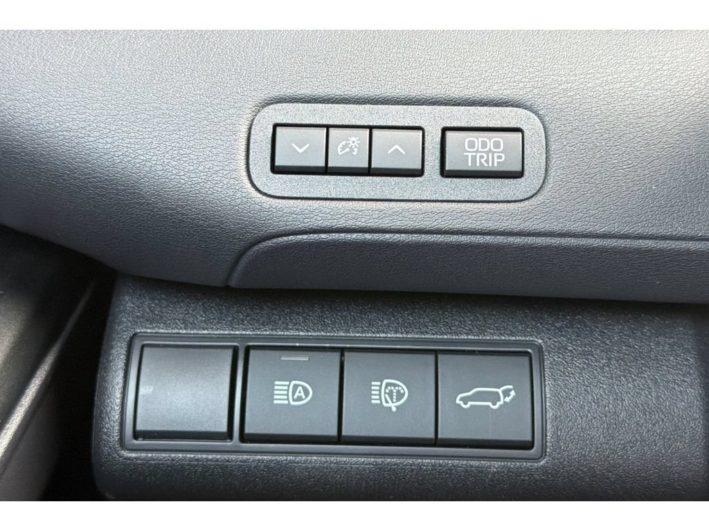 New 2026 Toyota C-HR AWD/4WD image 30