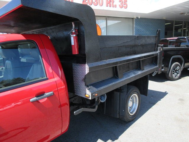 Used 2011 GMC Sierra 3500 W/T RWD image 28