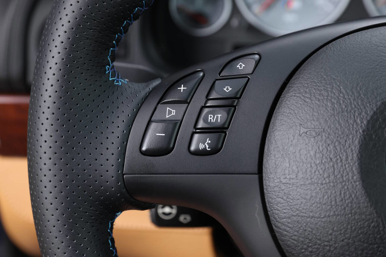 Used 2002 BMW M5 image 71