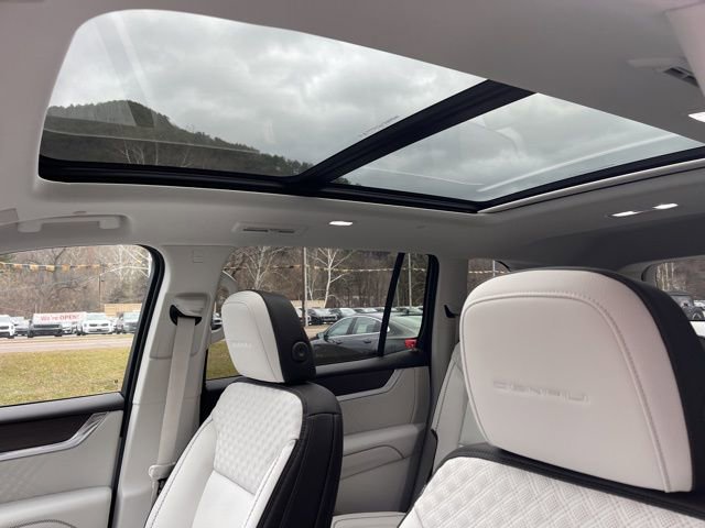 New 2026 GMC Acadia Denali w/ Super Cruise Package image 29