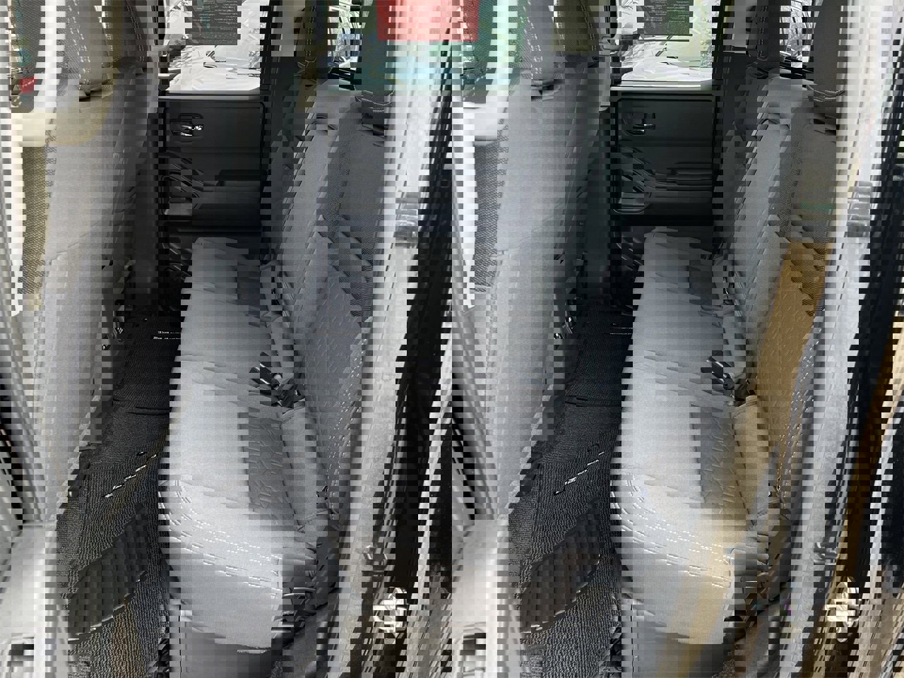 Certified 2025 Nissan Frontier SV w/ SV Convenience Package image 28