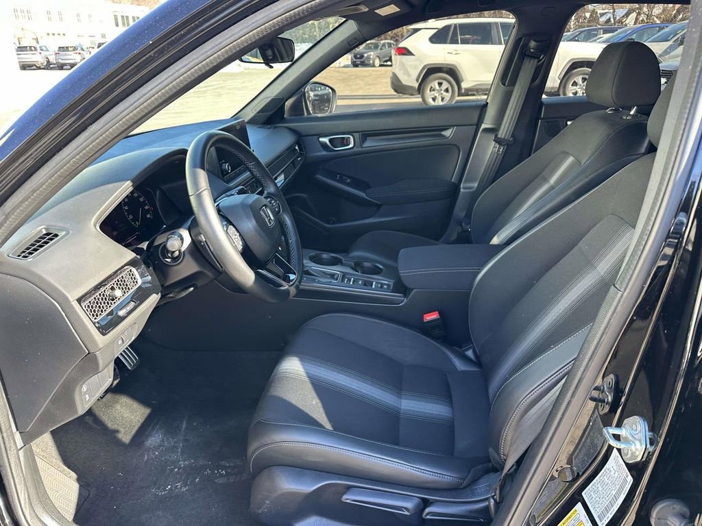 Used 2023 Honda Civic Sport image 14