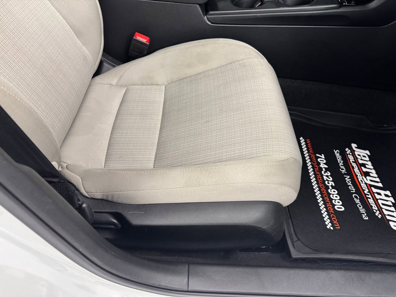 Used 2024 Honda Civic EX image 32