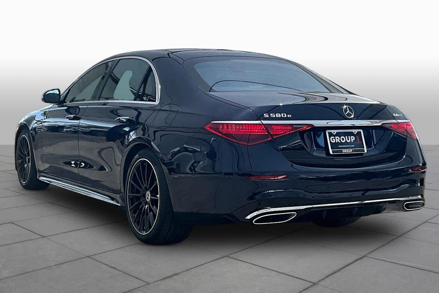 New 2026 Mercedes-Benz S 580e 4MATIC Sedan image 4