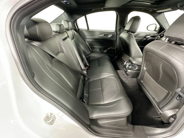 Used 2022 Alfa Romeo Giulia Ti image 29