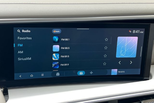 New 2026 Hyundai Palisade FWD Hybrid image 18