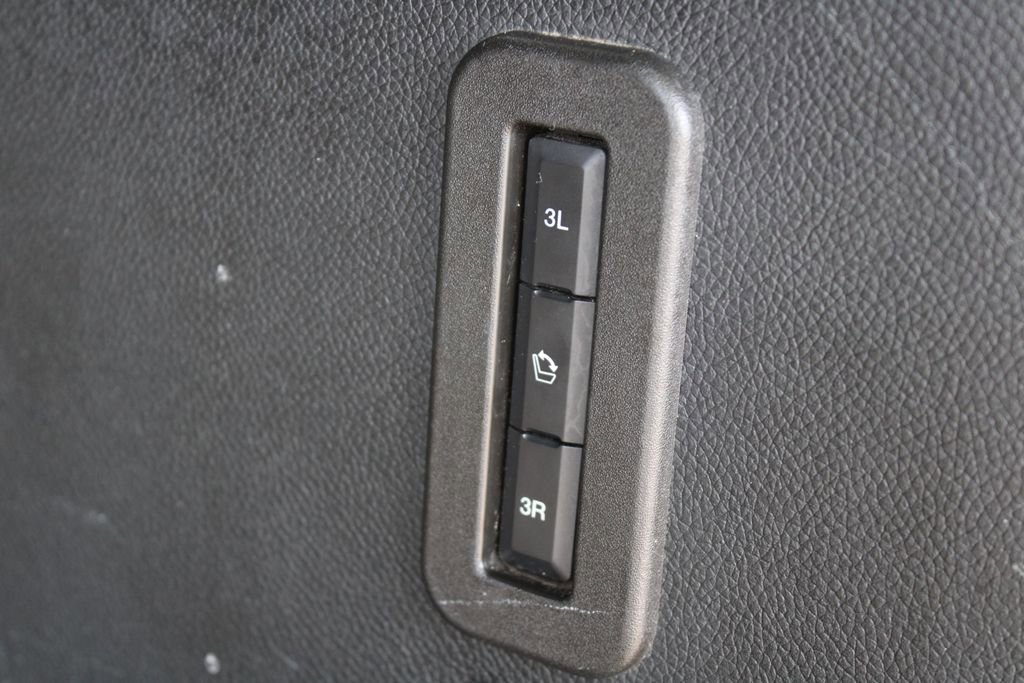 Used 2017 Ford Expedition EL Platinum AWD/4WD image 32