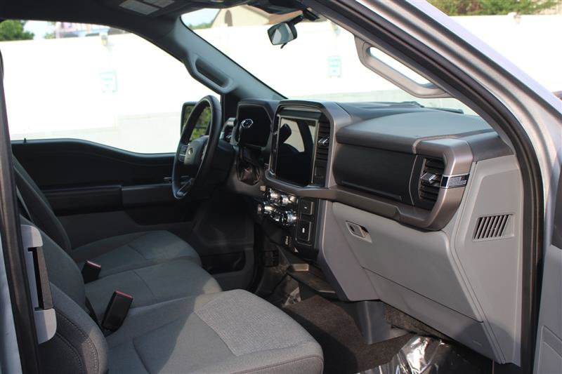 Used 2025 Ford F150 XLT w/ Equipment Group 301A Standard RWD image 9