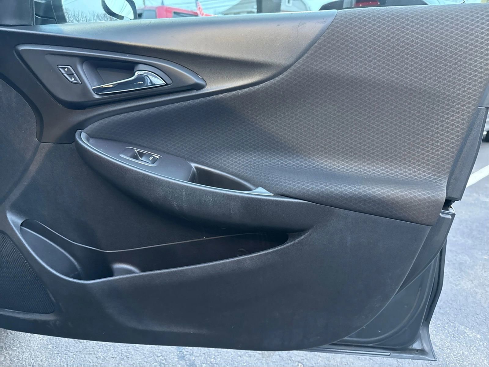 Used 2017 Chevrolet Malibu LS w/ LPO, Convenience Package 1 image 18