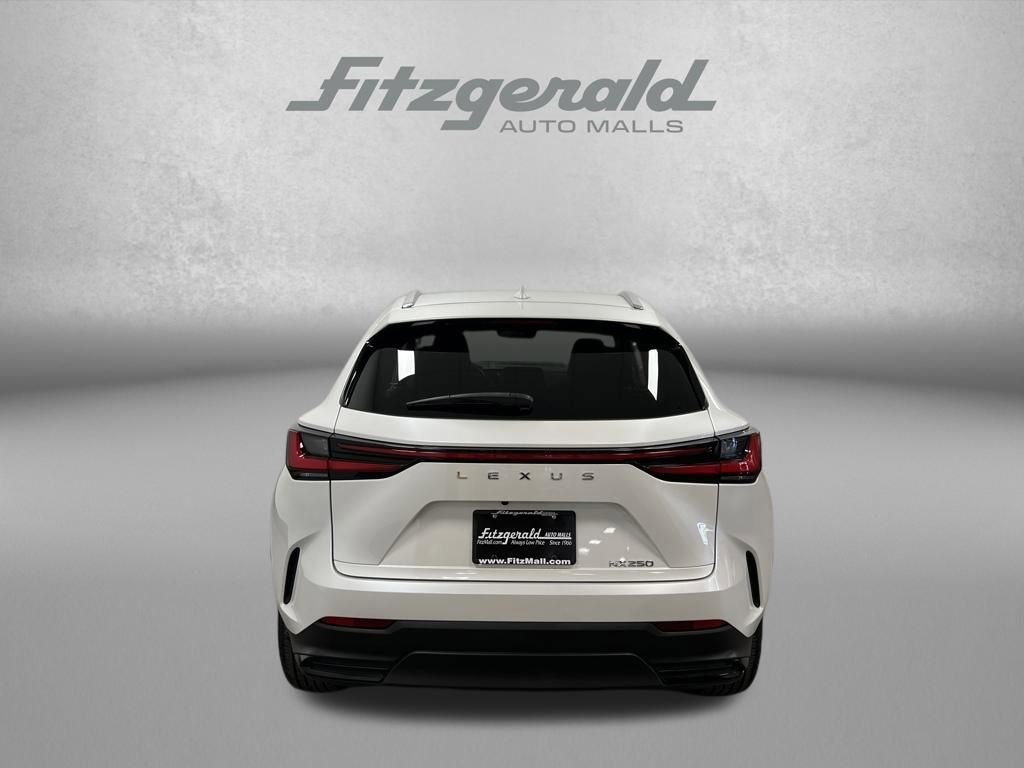 Used 2022 Lexus NX 250 FWD w/ Towing Package (2000 Lbs) image 4
