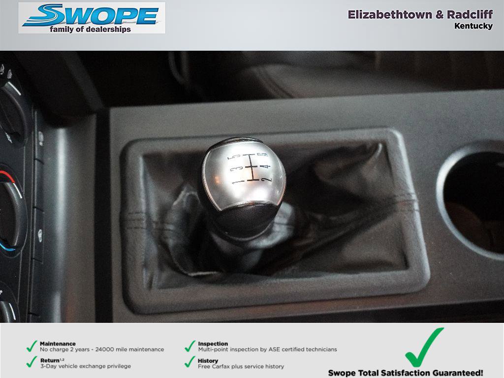 Used 2005 Ford Mustang GT Premium image 21