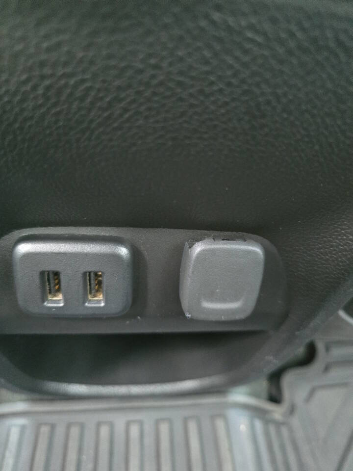 Used 2018 GMC Canyon SLT w/ Driver Alert Package image 33