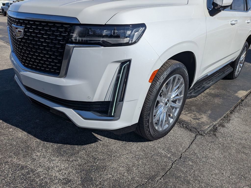 Certified 2023 Cadillac Escalade Premium Luxury w/ Performance Package image 8