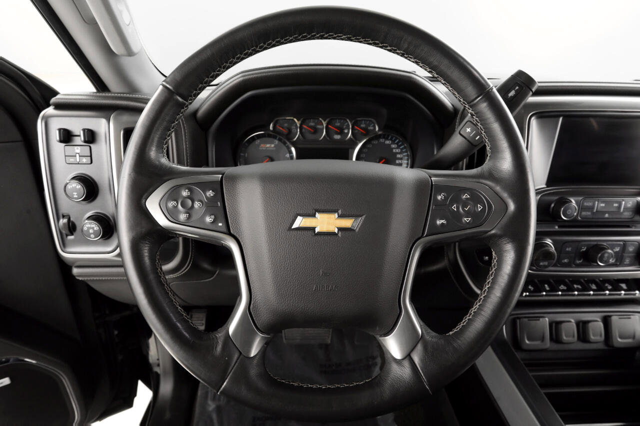 Used 2018 Chevrolet Silverado 2500 LTZ image 13