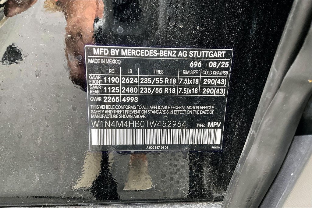 Used 2026 Mercedes-Benz GLB 250 4MATIC image 35